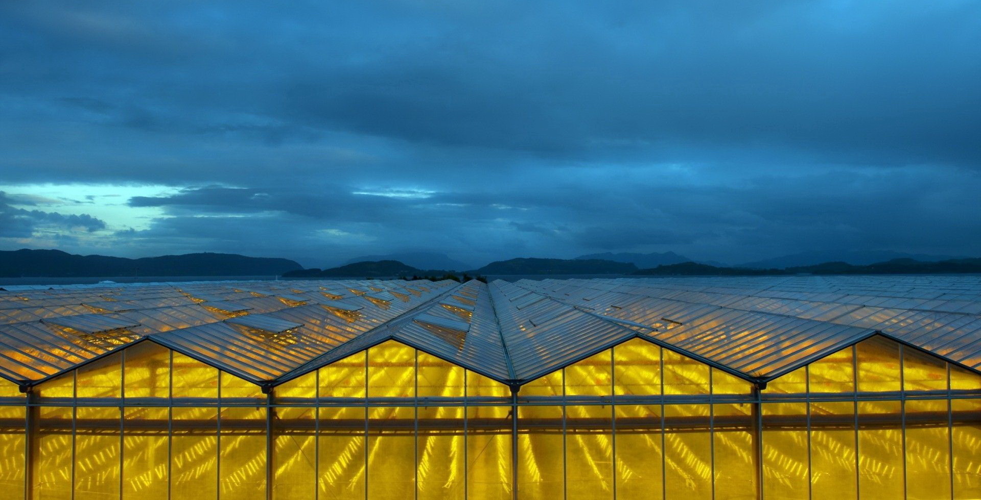    UV Stabilization of Polycarbonate Roofing Sheets    New Product for Better Living   &lt;/div